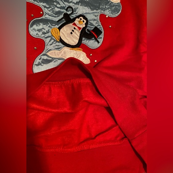 NWOT! Festive Penguin Sweatshirt - Picture 8 of 9
